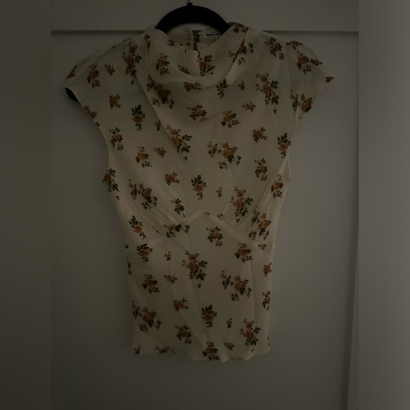 Reformation beige floral blouse - Picture 2 of 5